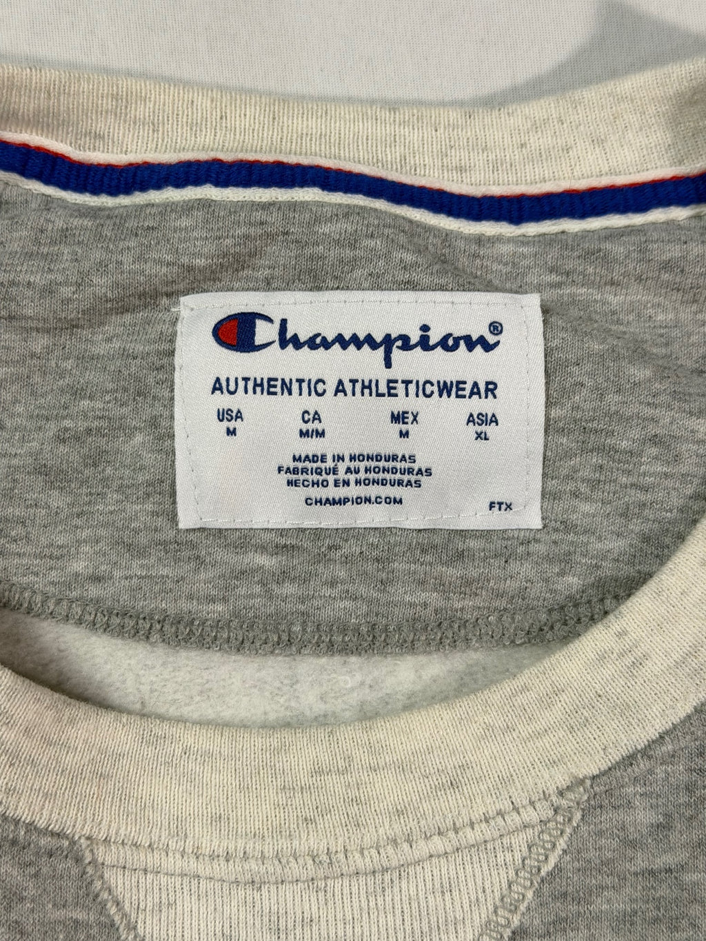 Champion Gray Script Logo Crewneck Sweatshirt Size M
