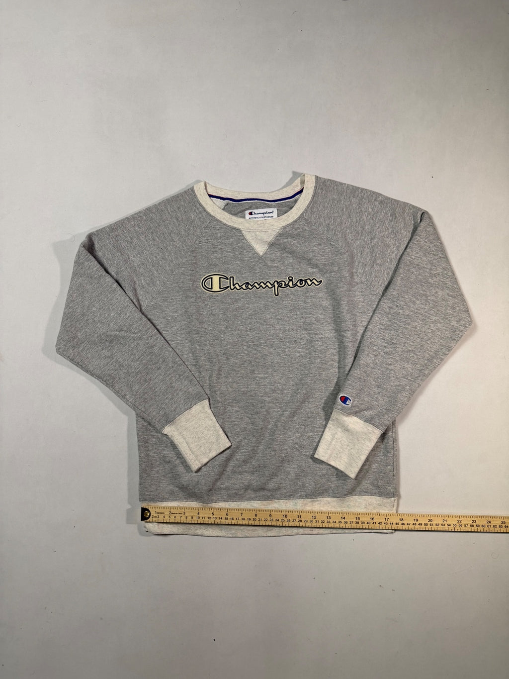 Champion Gray Script Logo Crewneck Sweatshirt Size M