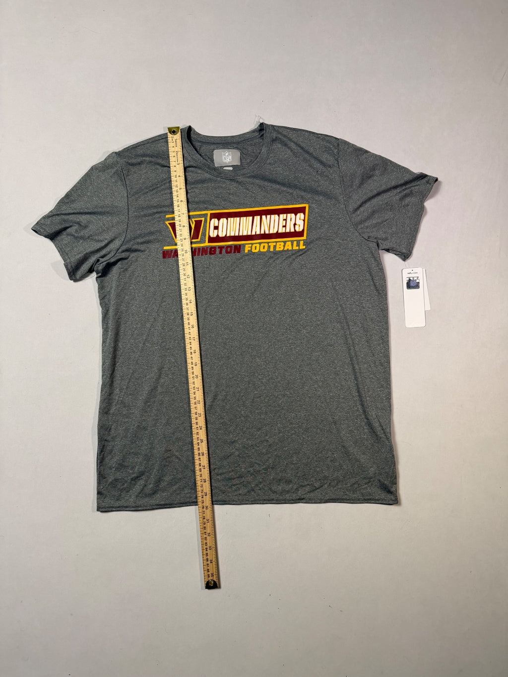 NFL Washington Commanders Gray T-Shirt Size XL