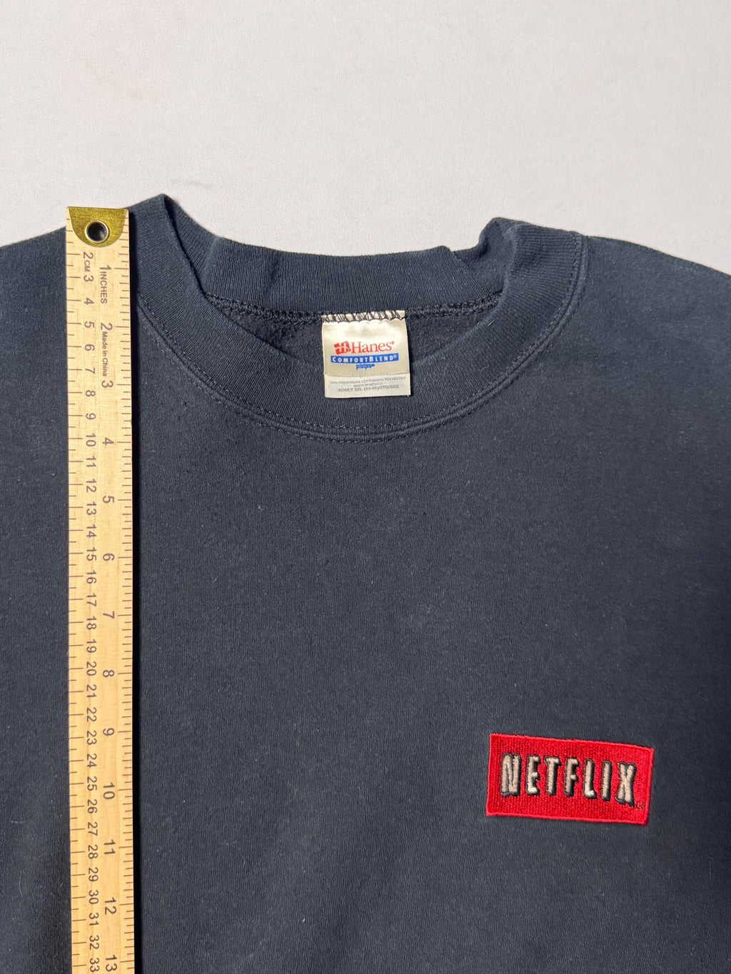 Vintage Netflix Embroidered Logo Black Sweatshirt 3XL