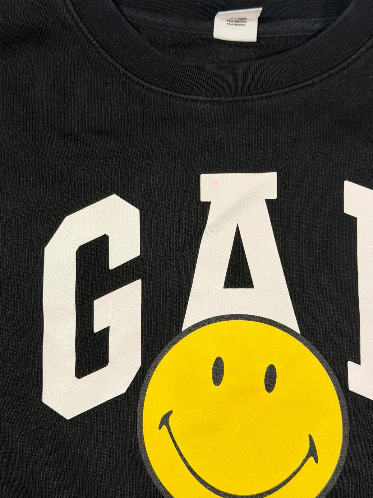 GAP x Smiley Originals Black Crewneck Sweatshirt Size L